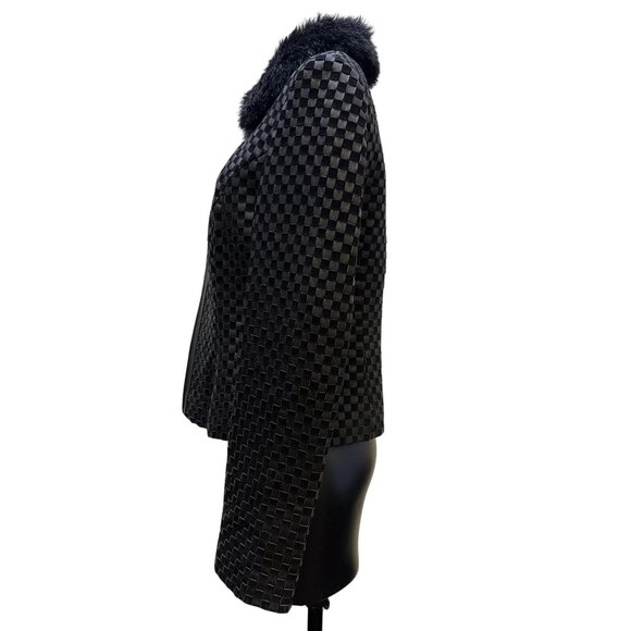 Metro Style Black Leather Jacket With Faux Fur Collar & Checkered Design M - Picture 4 of 9